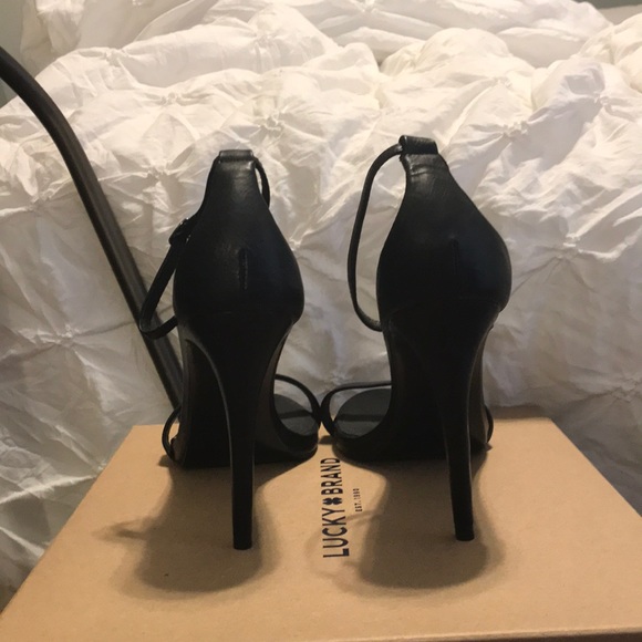Steve Madden Stecy Heels - Picture 4 of 5